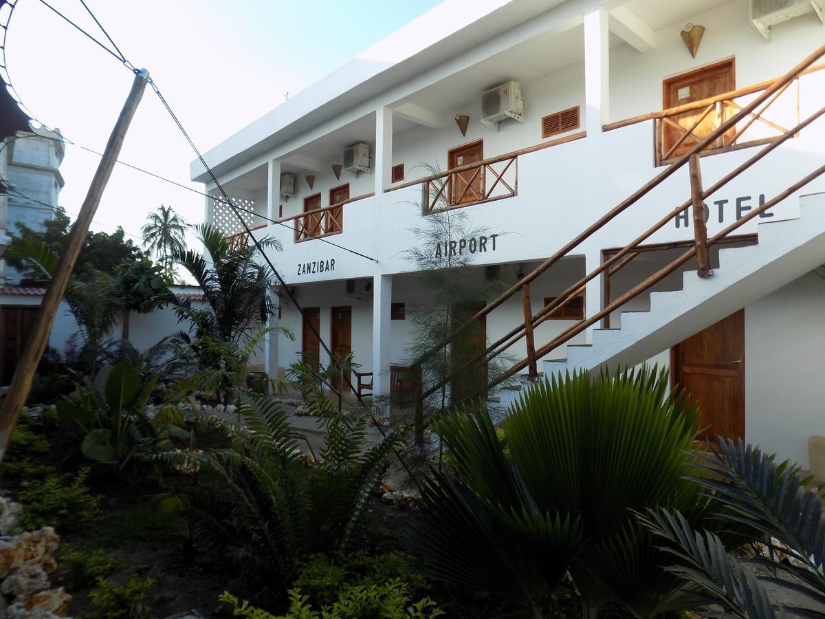 27 Cafe Zanzibar Airport Hotel Esterno foto